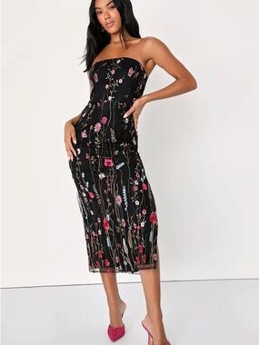 NWTs : Lulu's Black Strapless Midi Dress with Pink Floral Embroidery